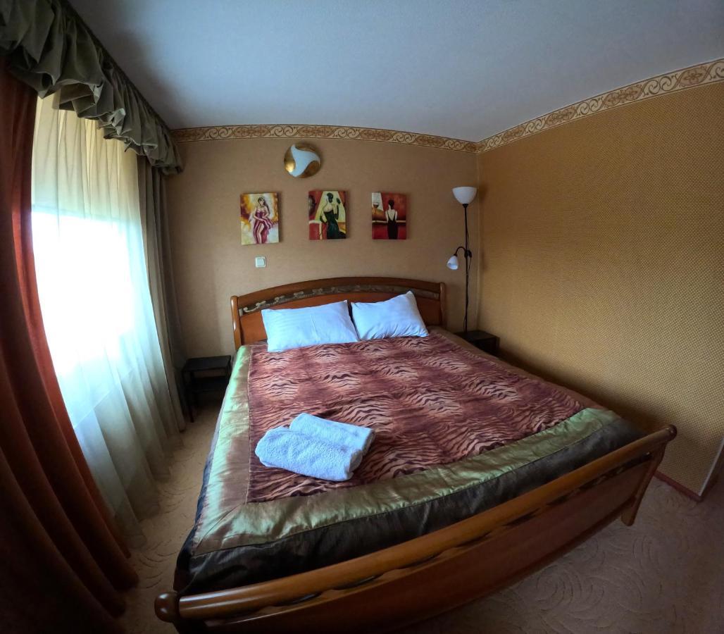 Riverside Motel Jelgava Exterior foto