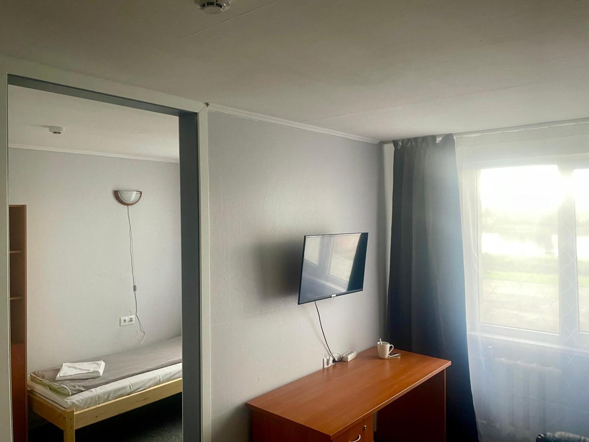 Riverside Motel Jelgava Exterior foto